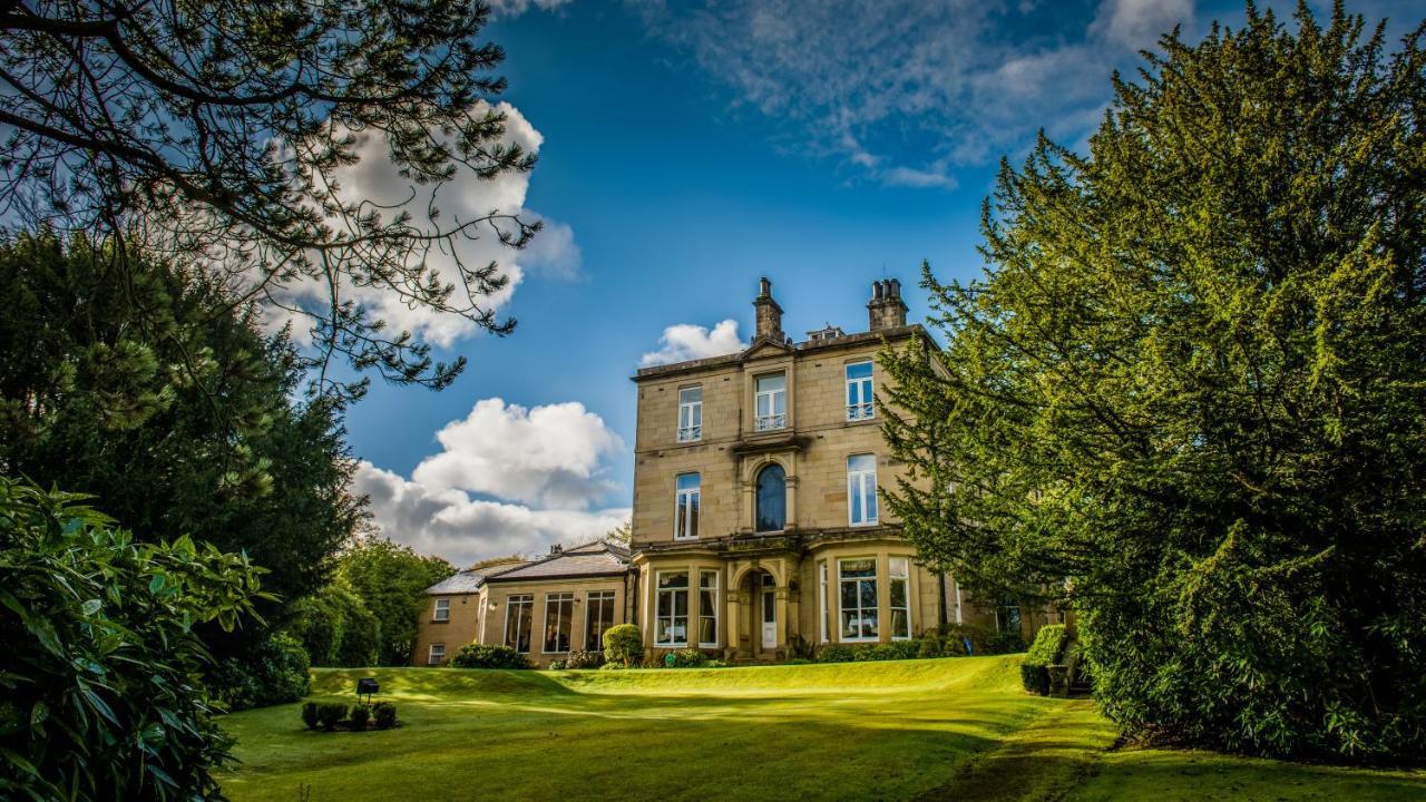 Astley Bank Hotel Даруин Екстериор снимка