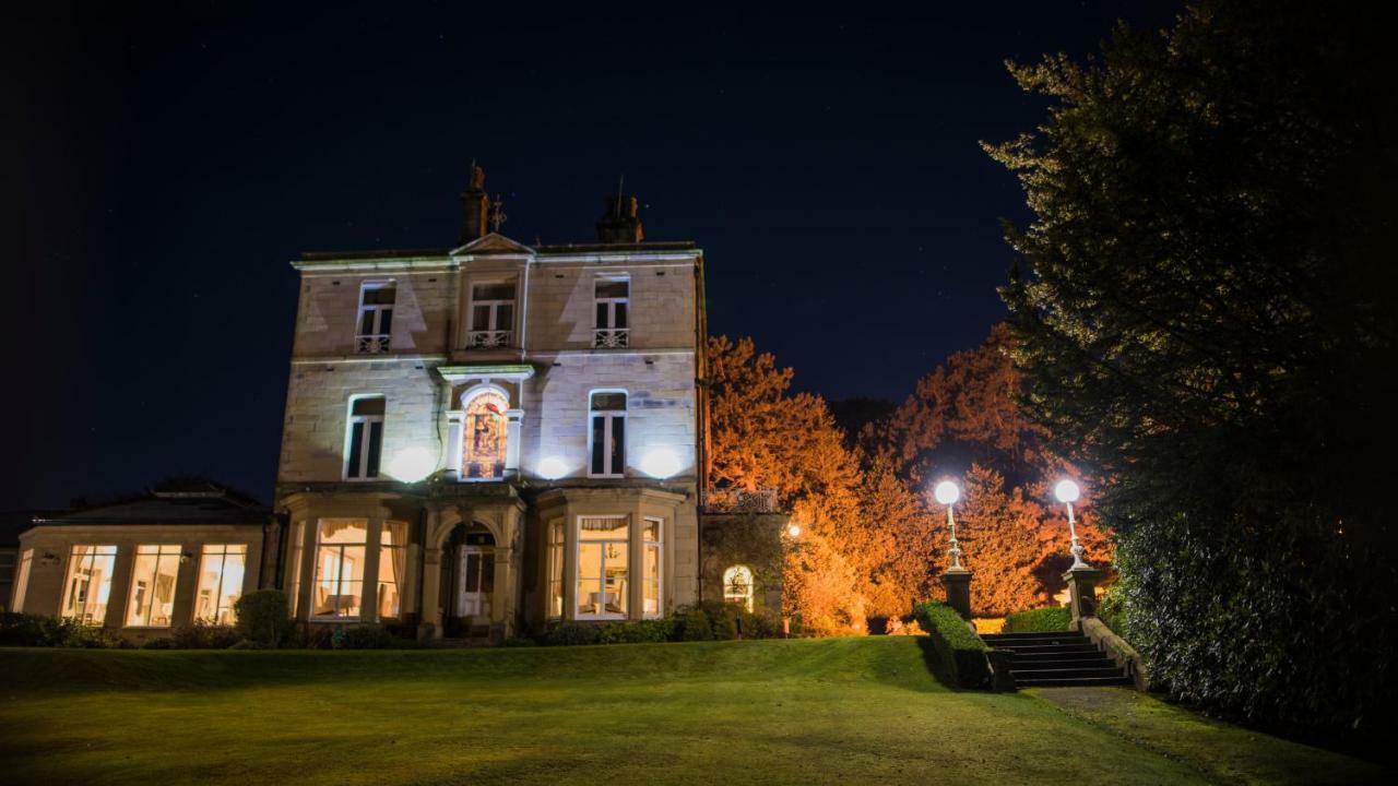 Astley Bank Hotel Даруин Екстериор снимка